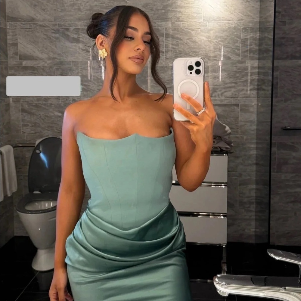 HOUSE OF CB Persephone Strapless Green Maxi Dress XS